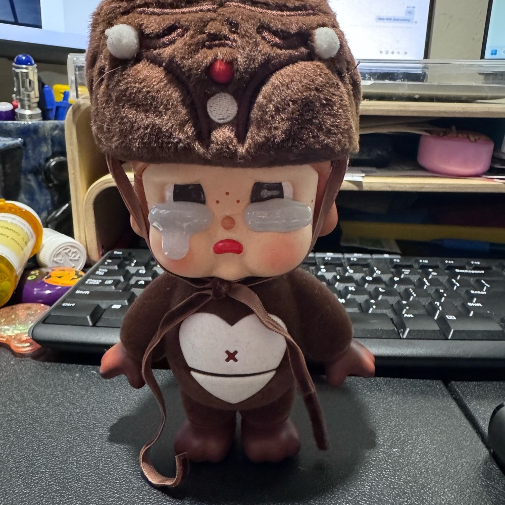 CRYBABY BE MINE FIGURINE